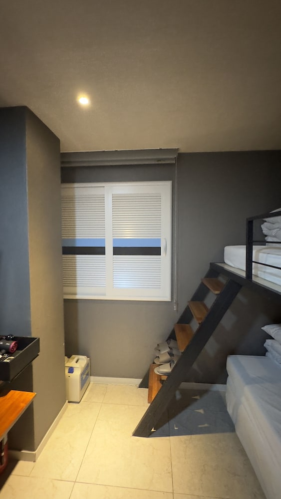 Myeong-Dong New Stay Inn 23/50