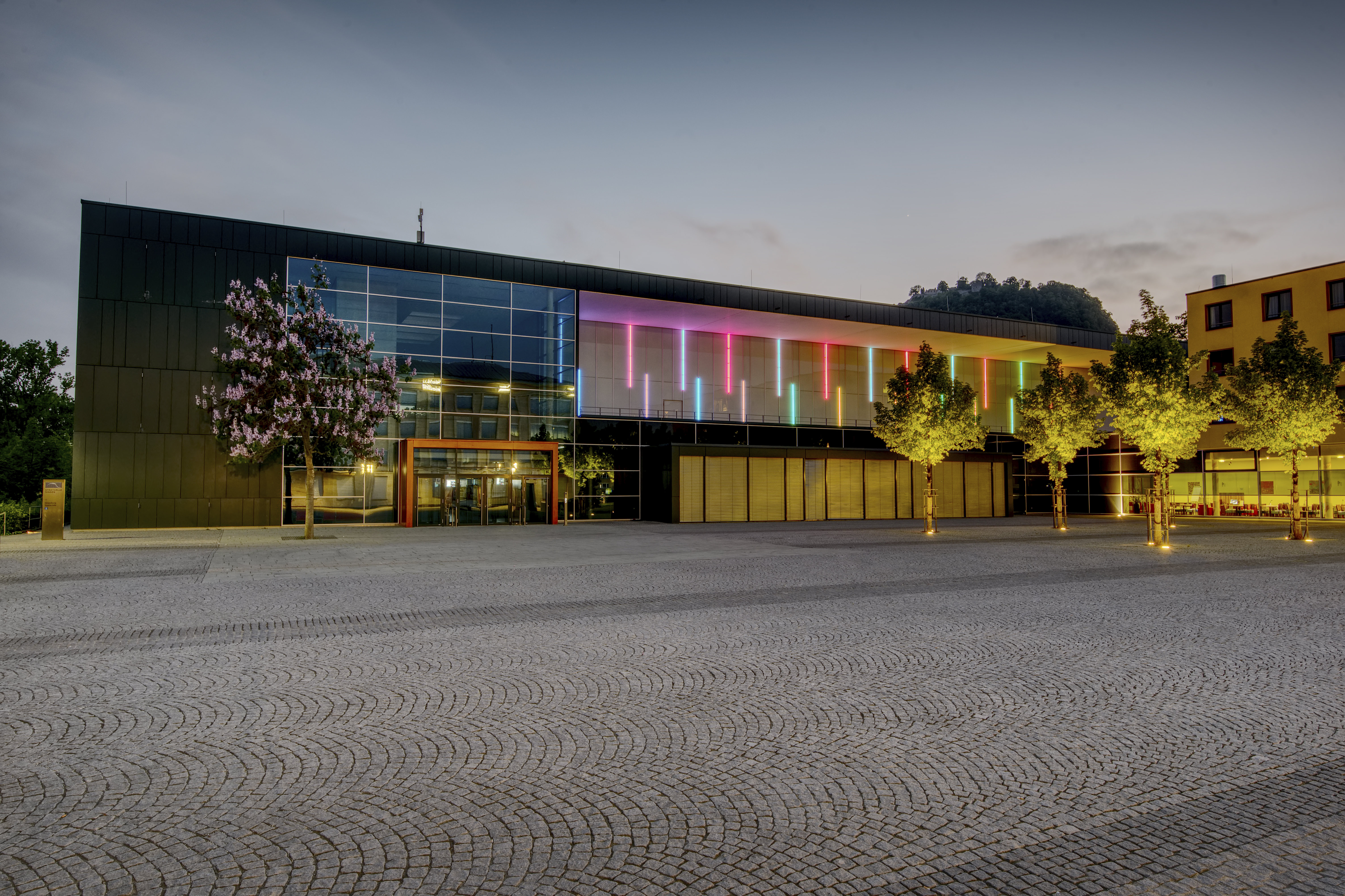 HOLIDAY INN EXPRESS SINGEN 2/72
