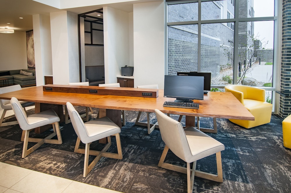 Hyatt Place Sioux Falls - South 22/26