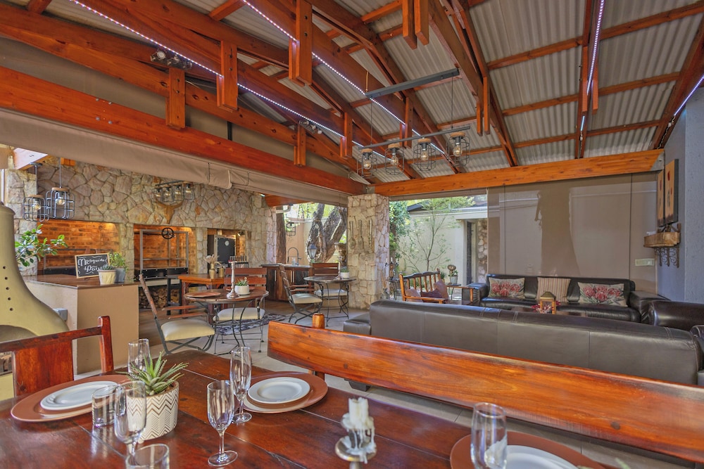 Afrique Boutique Hotel O.R. Tambo 40/50