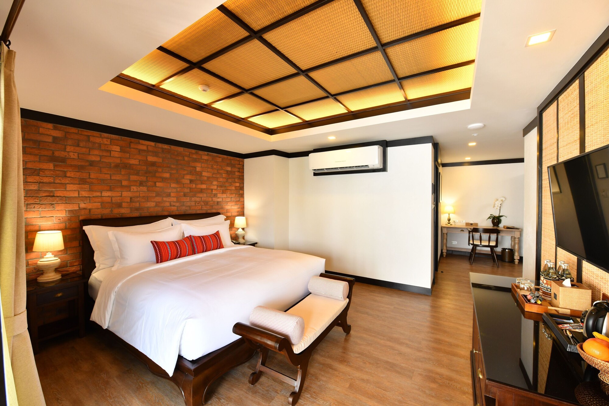 Signature, Lanna, King Bed