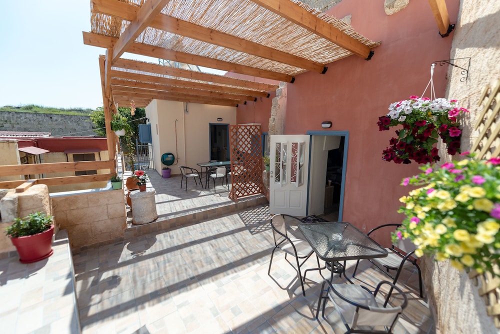 Galini House Oid Town photo1