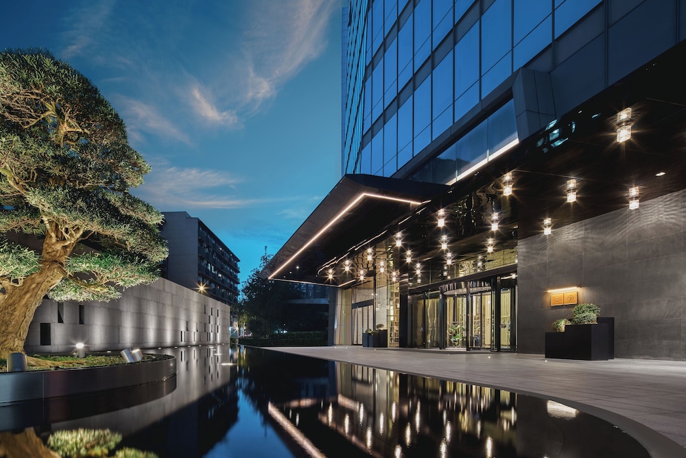 The Langbo Chengdu, in The Unbound Collection by Hyatt 1/50