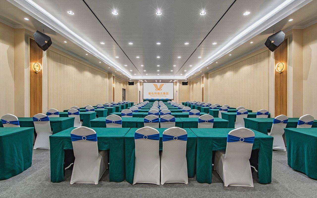 Vienna International Hotel (Shenzhen Huizhanwan Center) 38/50