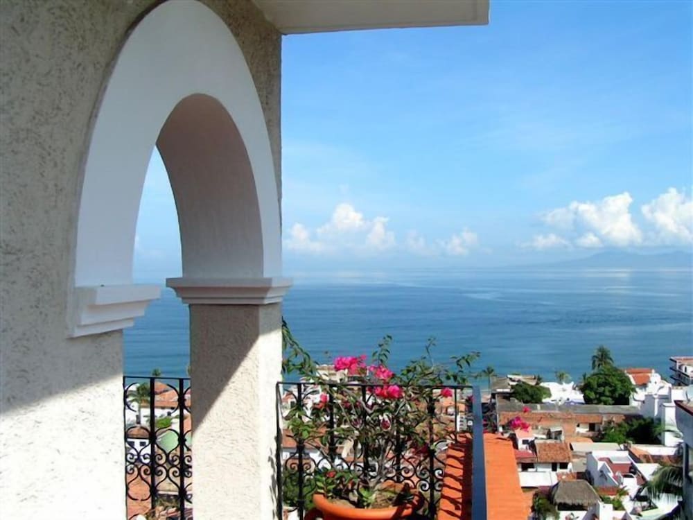 Hotel Suites La Siesta 28/34