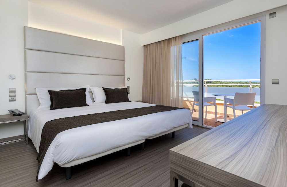 Insotel Cala Mandia Resort Spa 26/71