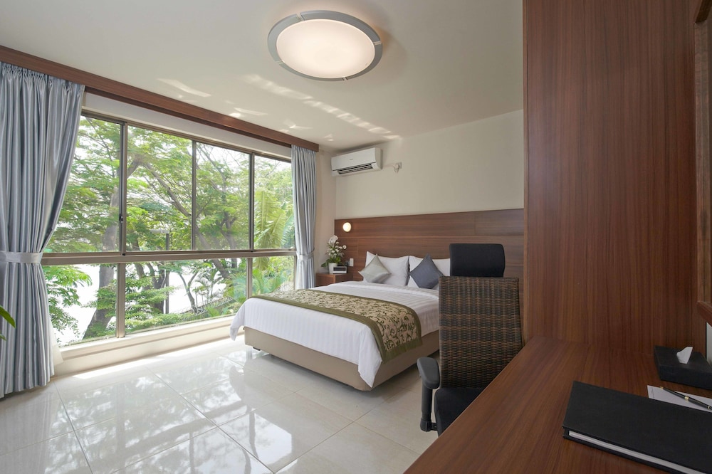 Axia South Cikarang Service Apartment 28/75