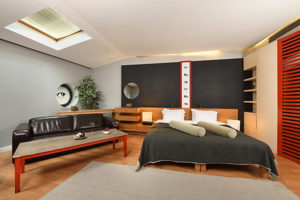 Ansen Suites 12/50
