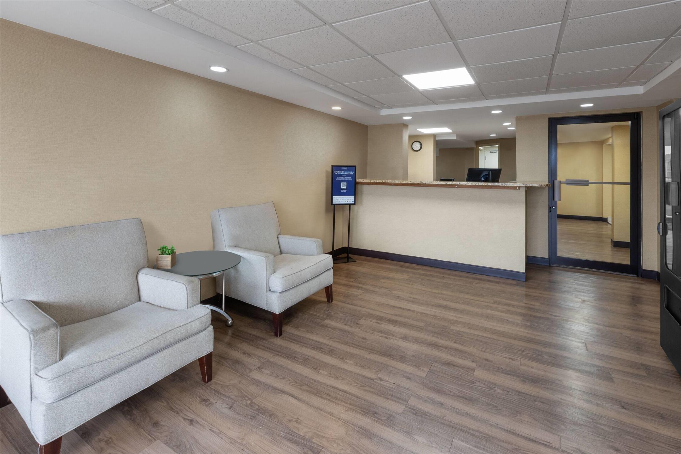Days Inn by Wyndham Dumfries Quantico 7/18