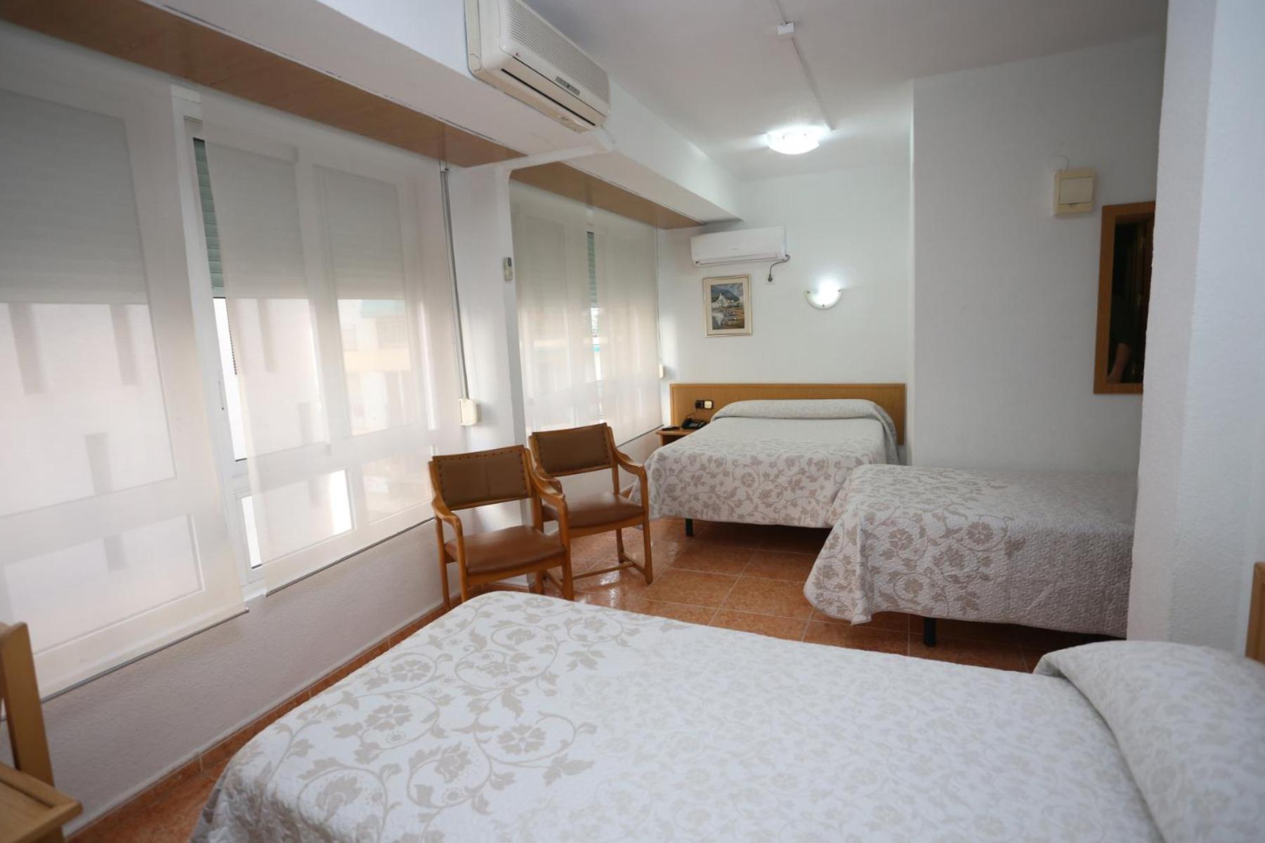 Hotel Cervantes 21/26