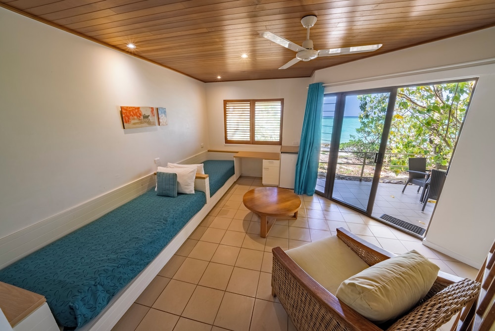 Heron Island Resort 24/70