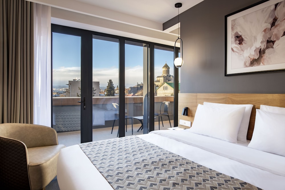 Clocks Hotel Tbilisi 13/37