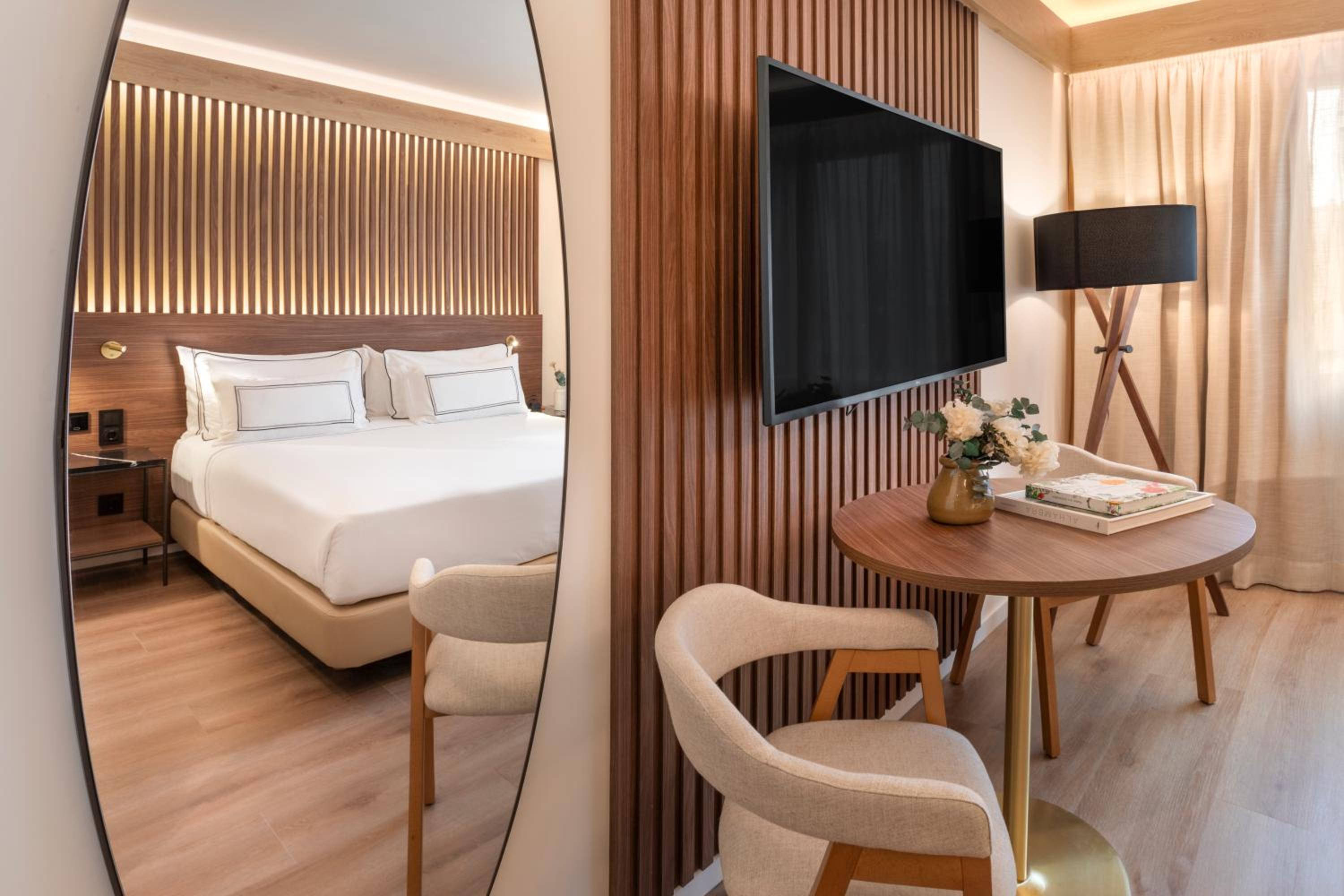 The Level, Double Bed