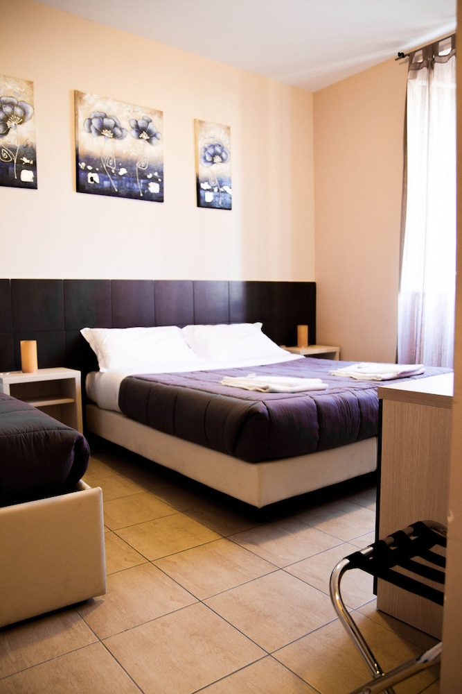 Mosaic Guest House 4/53