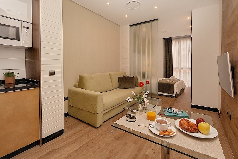 Apartamentos Suites Oficentro Deluxe 56/72