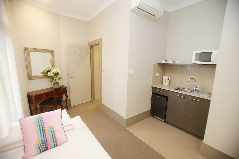 HOTEL BONDI 6/67