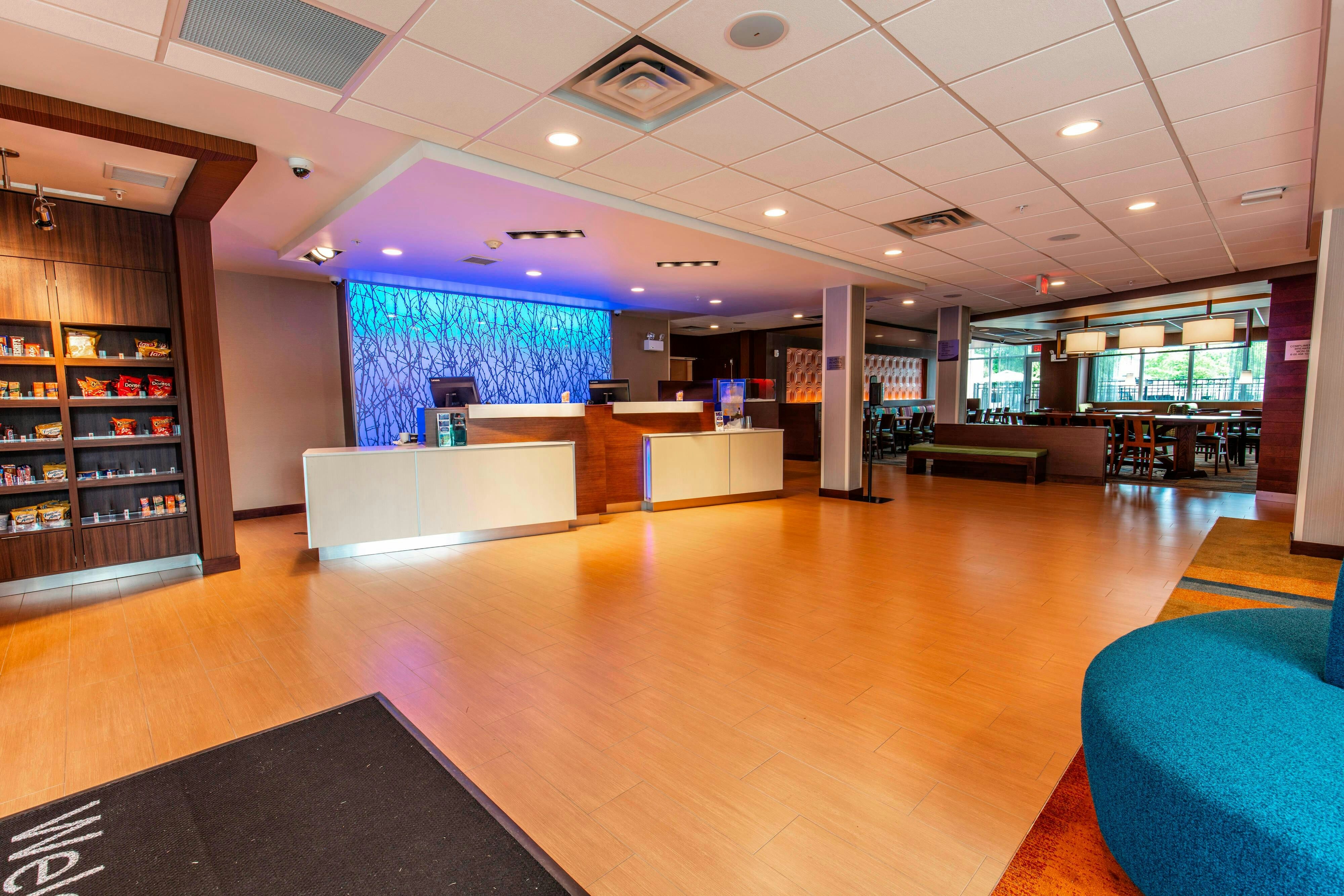 Fairfield Inn And Suites By Marriott Atlanta Woodstock 8/39