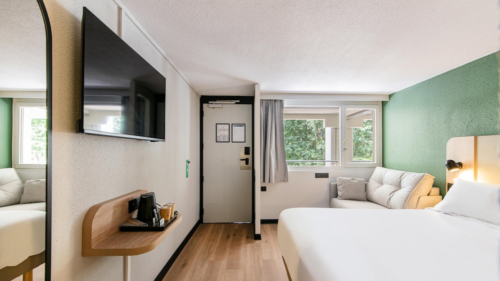 CAMPANILE BRIVE LA GAILLARDE OUEST 29/63