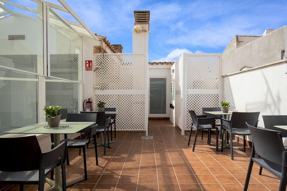 Suites Del Pintor Apartments 43/57