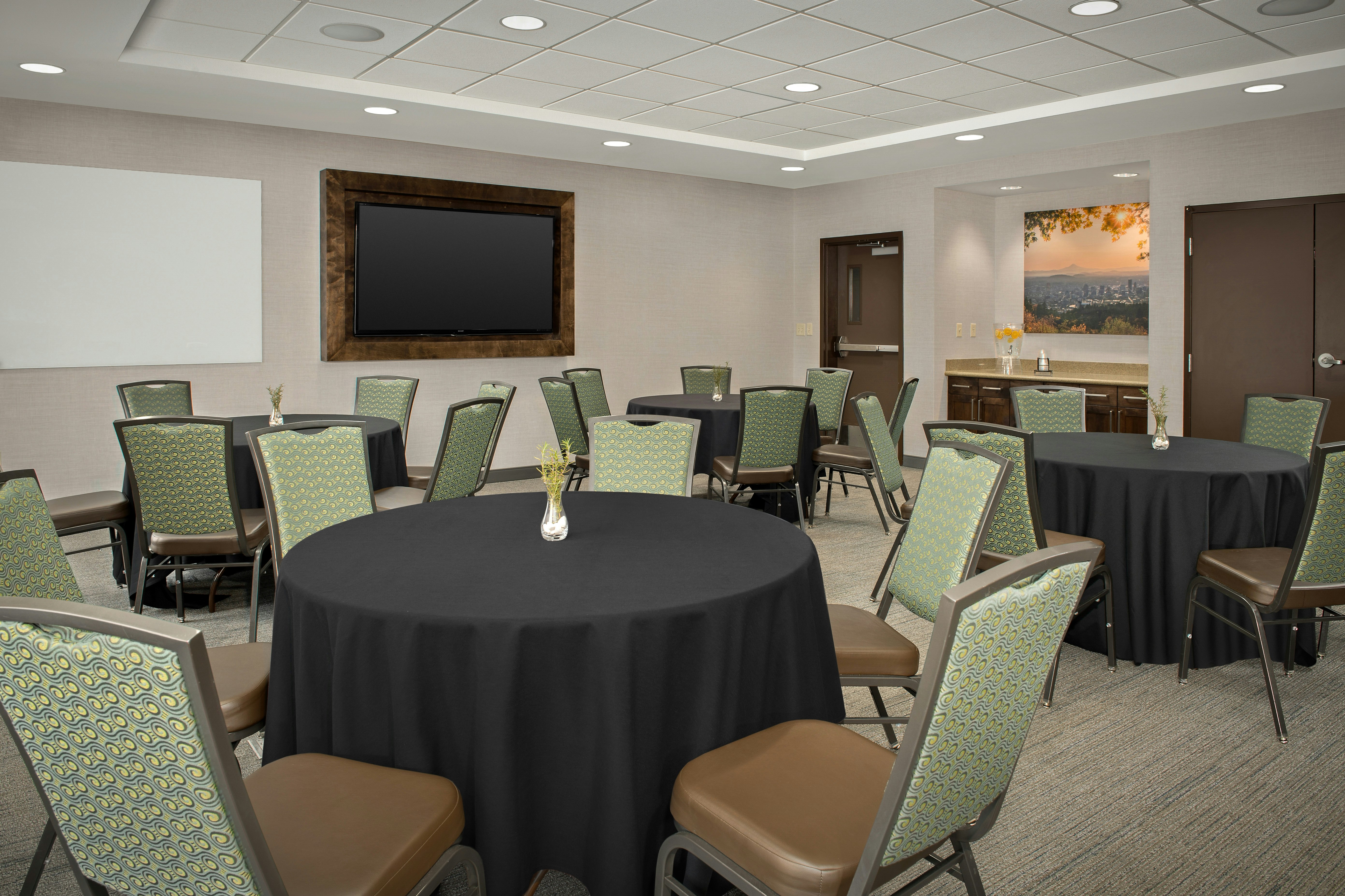 Hampton Inn & Suites Portland/Hillsboro-Evergreen Park 39/46
