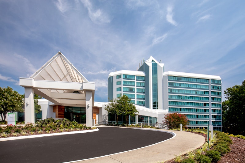 Holiday Inn Newport News - Hampton 1/24