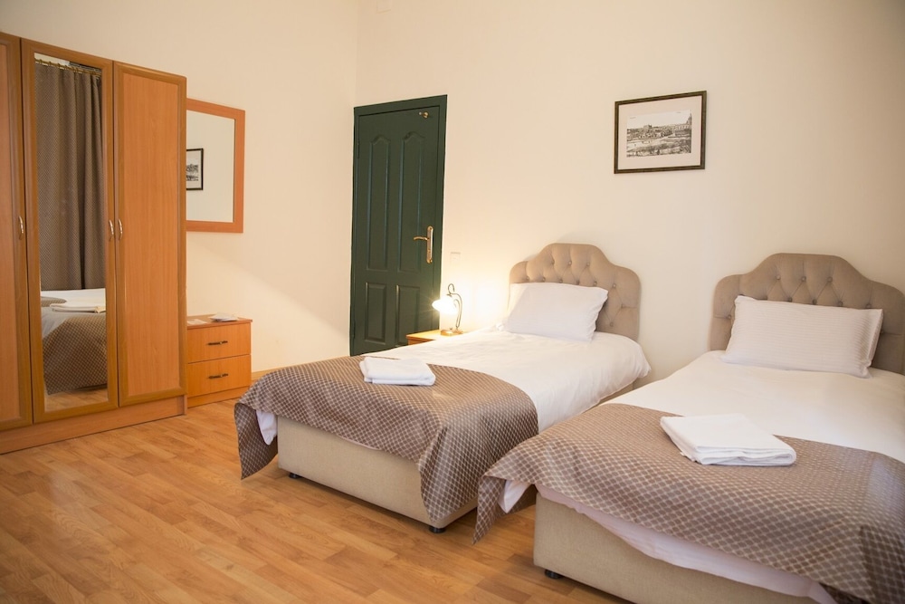 Old City Inn Hotel 16/50