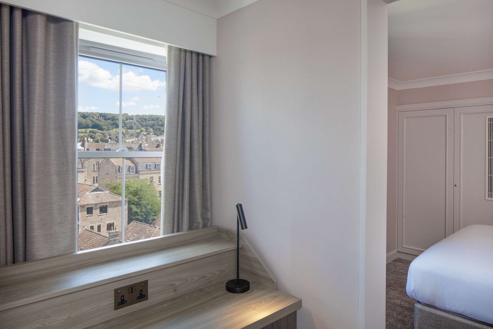 Doubletree by Hilton Bath 37/79