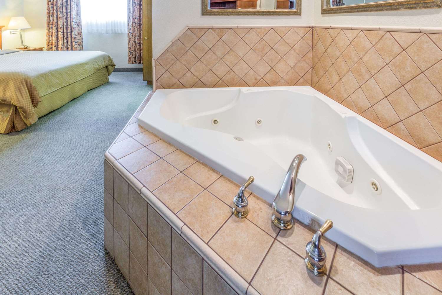 Days Inn by Wyndham Black Bear 19/19