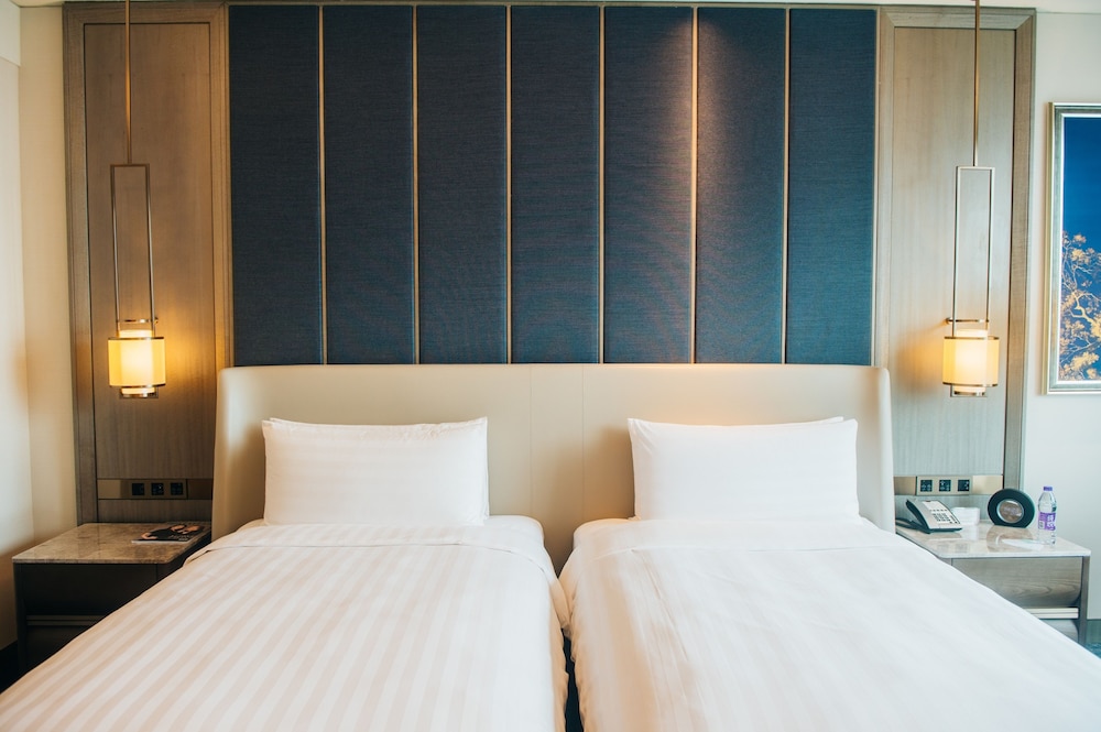 Shangri-La Yuanqu Suzhou 8/50