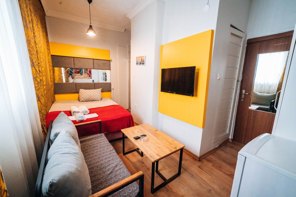 Evin Suit Hotel 19/50