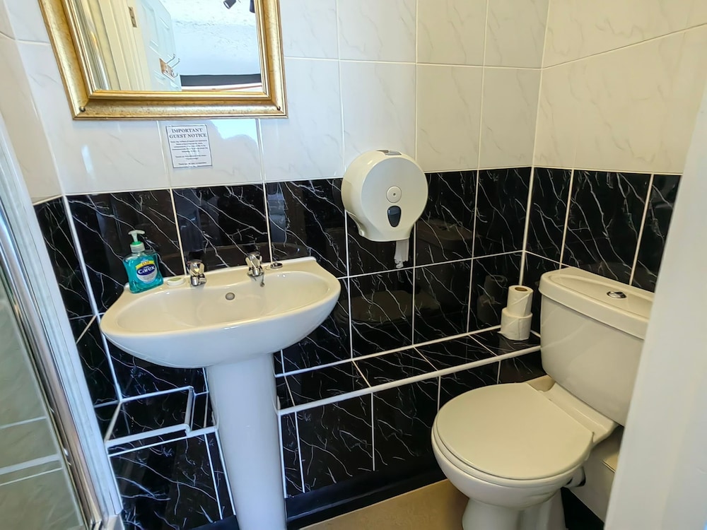 Cardigan Bay Guest House 49/50