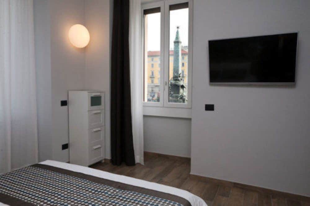 Aparthotel Meneghino 12/24