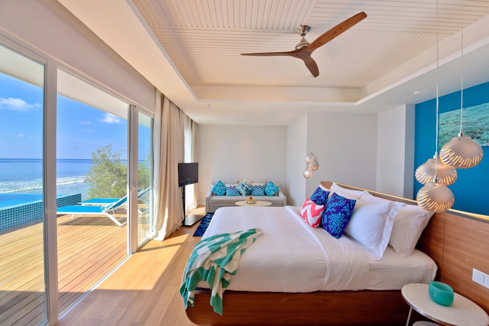Pool, Ocean, Villa, King Bed, Sofa