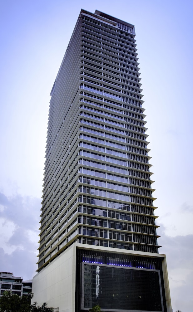 Joy Nostalg Hotel and Suites Manila 1/50