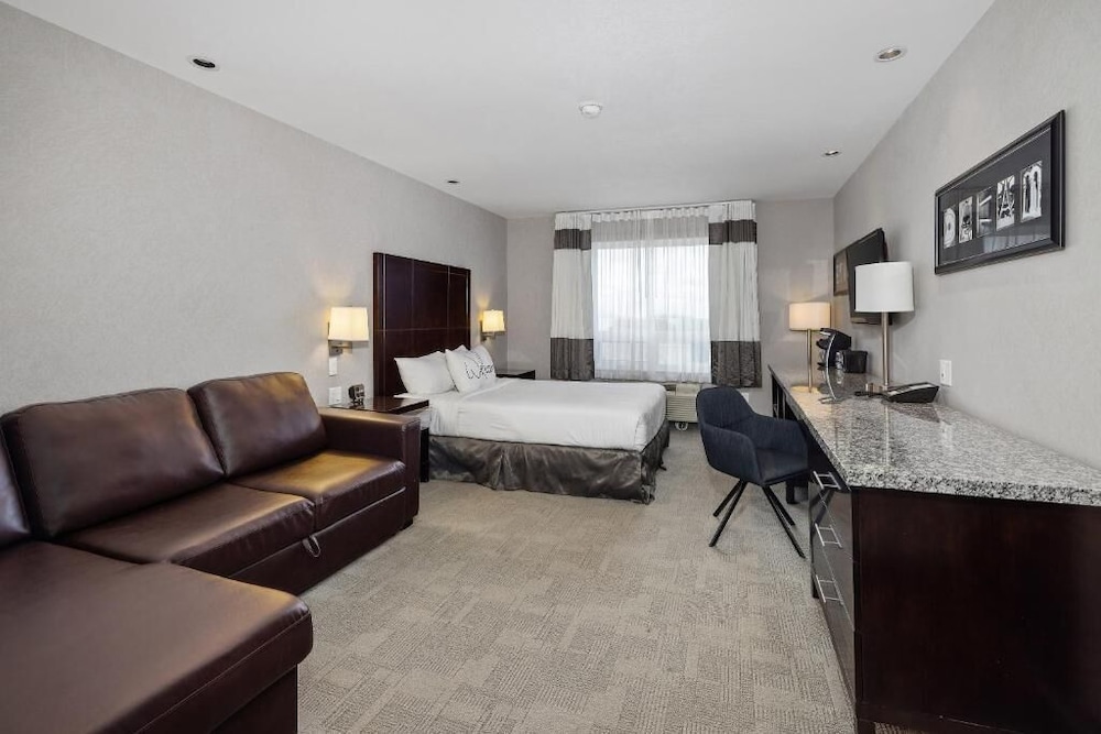 Home Inn Suites Yorkton 44/65