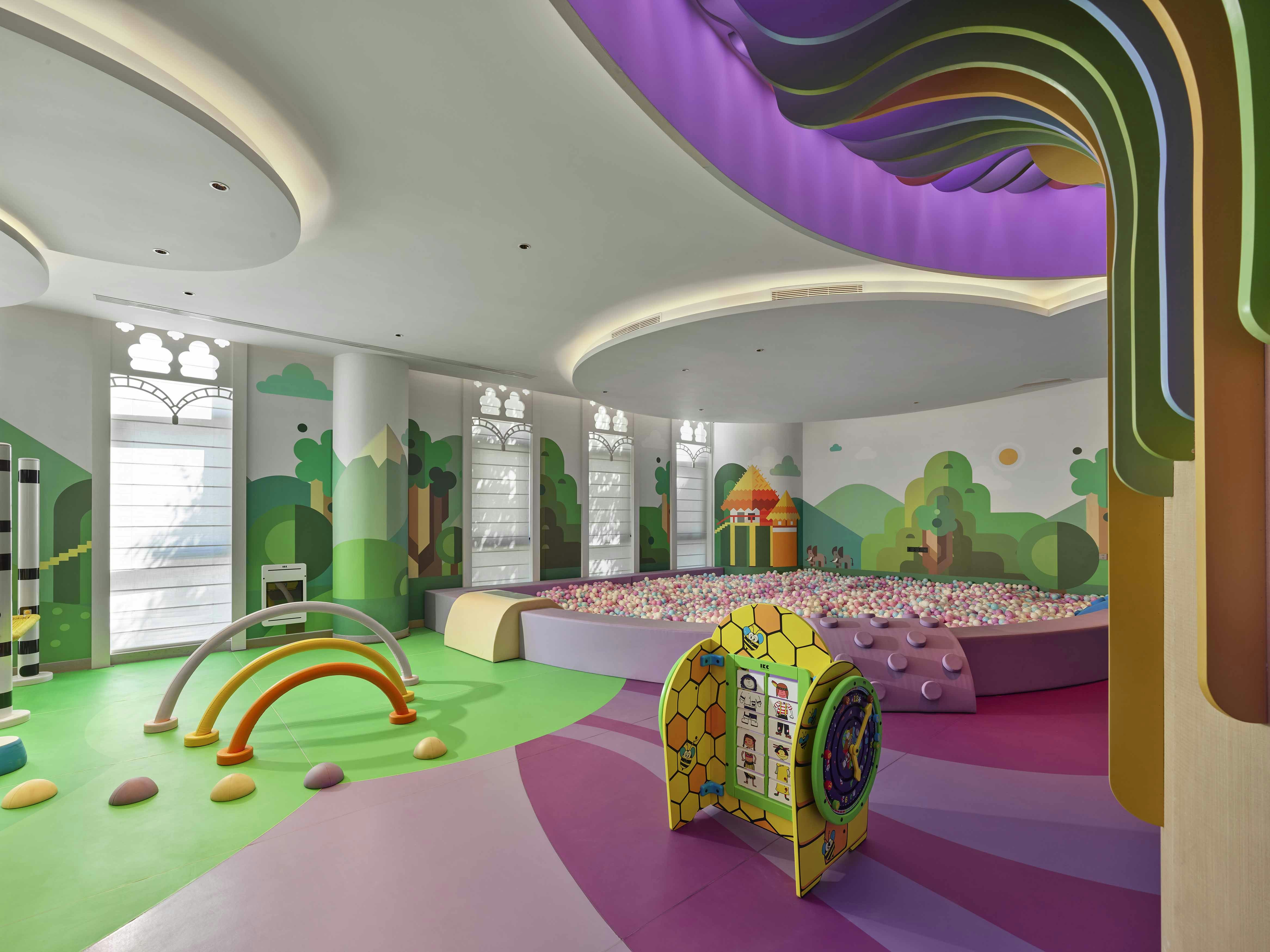 DoubleTree by Hilton Taizhou Shenxianju 23/26
