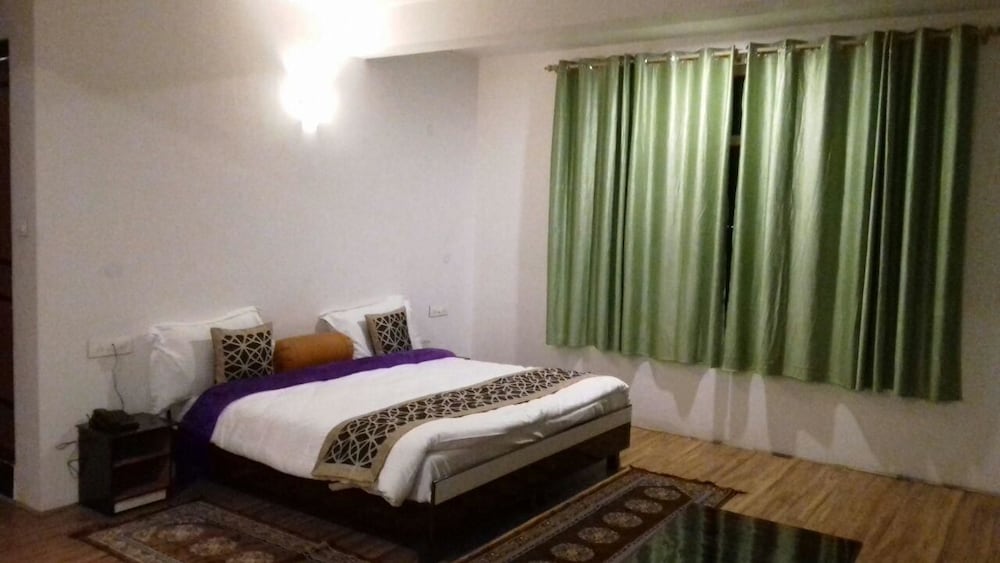 Vacanza Himalayan 8/12