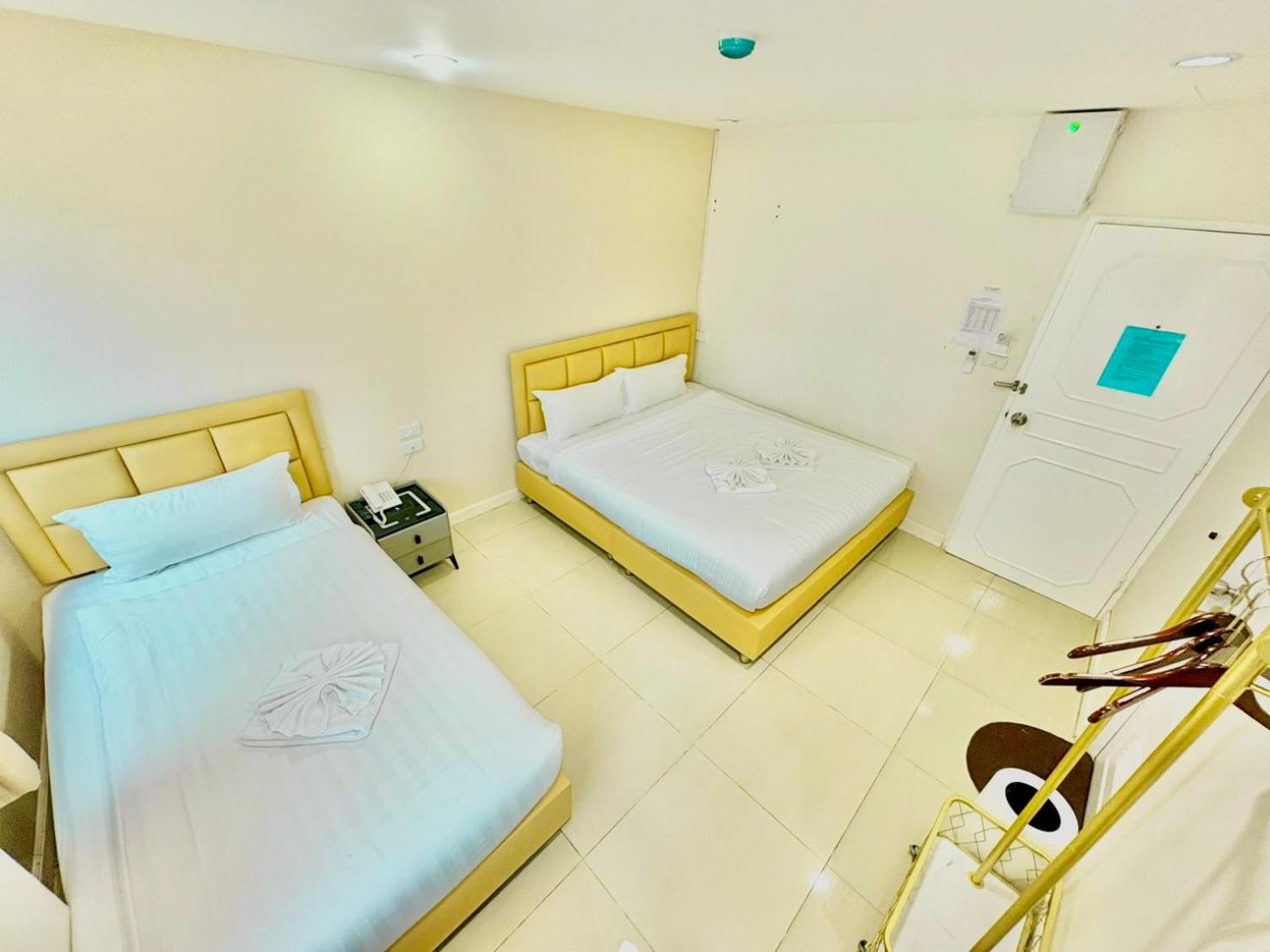 ABCYQ Hotel Bangkok 7/28