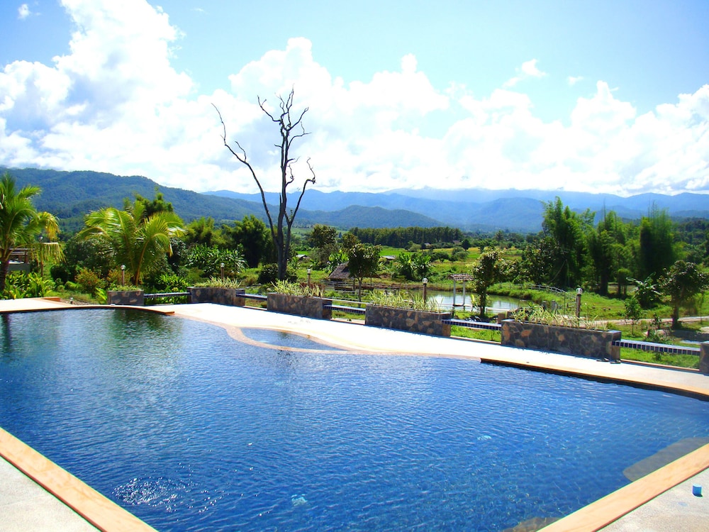 PAI IYARA RESORT 66/68