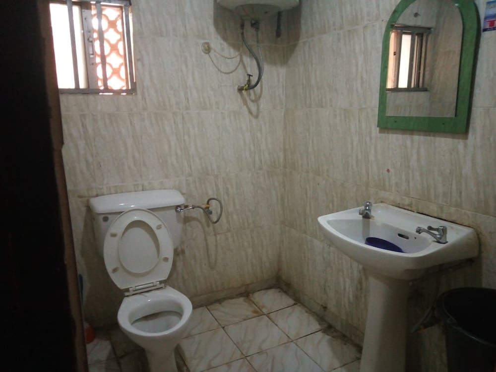 Maitama Guest House 20/26