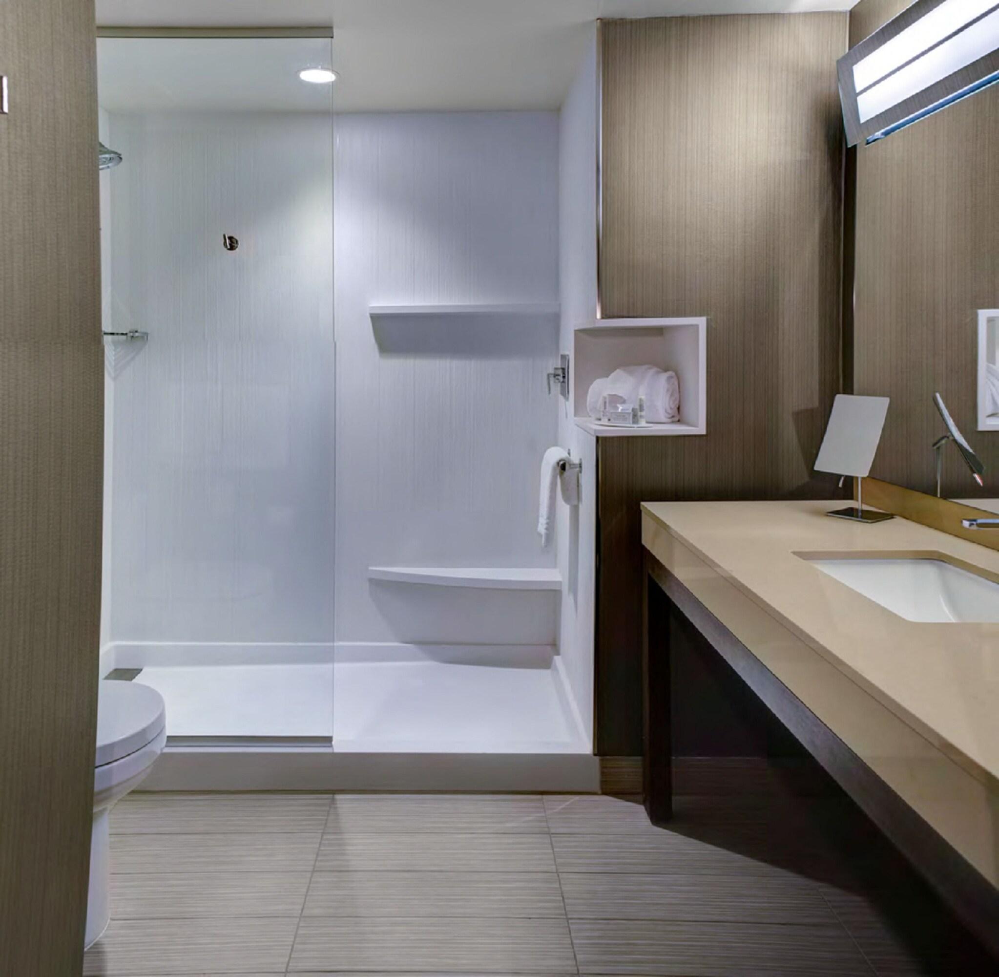 Room, Double Bed, Accessible