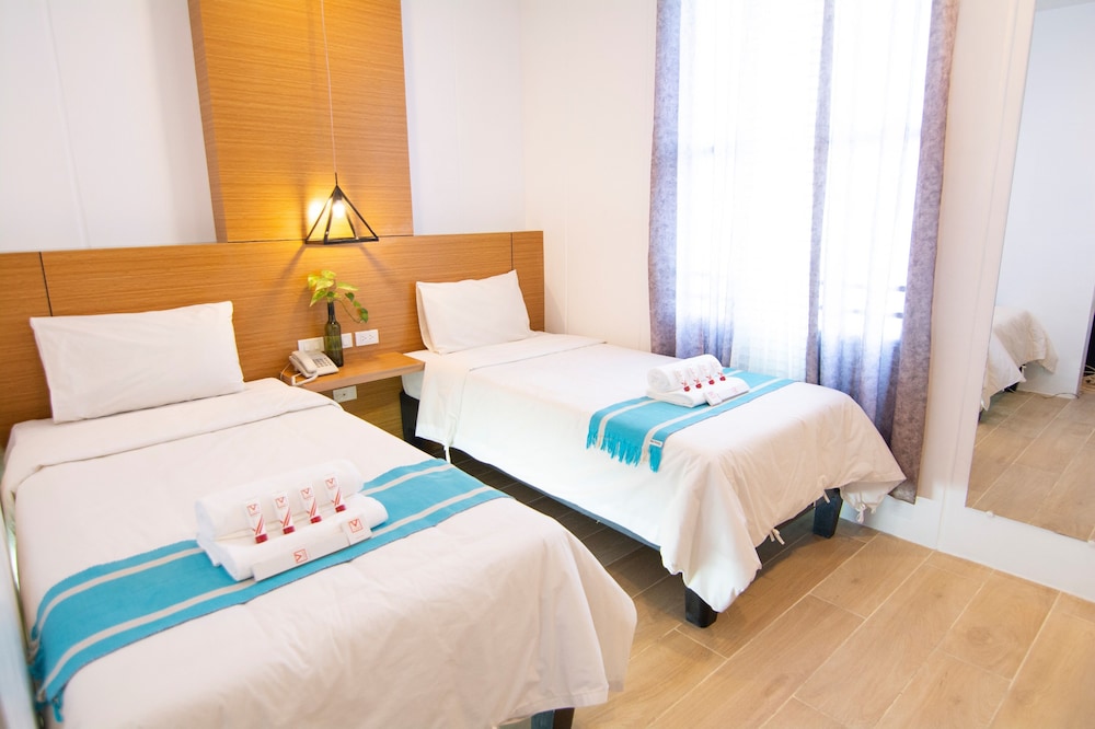 Viven Hotel 16/39