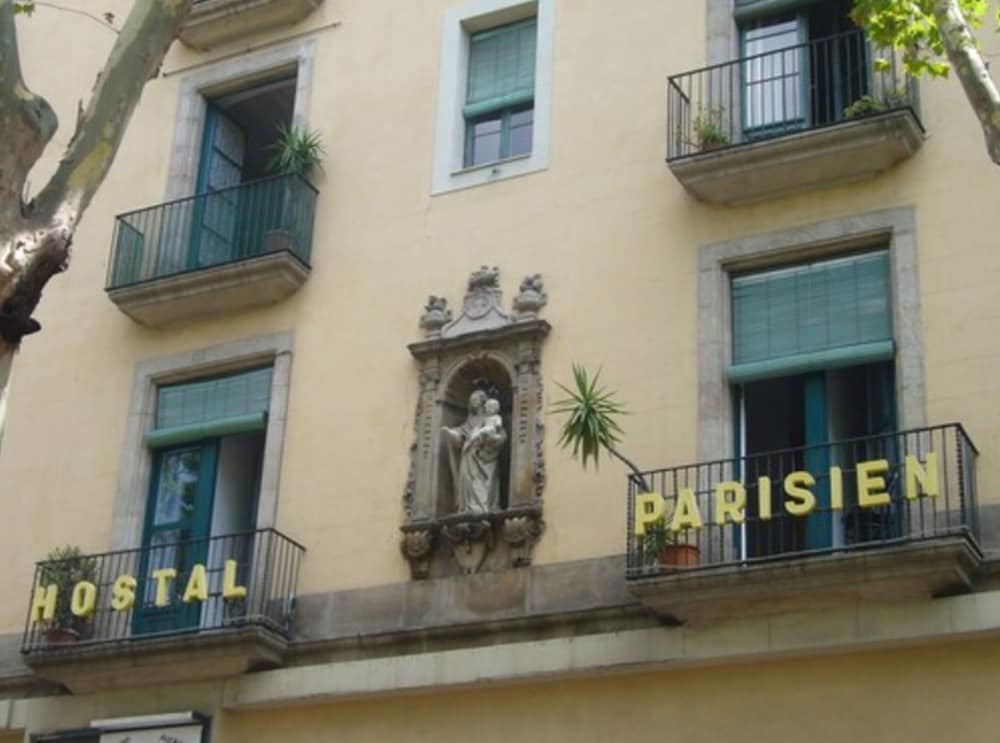 Hostal Parisien 1/32