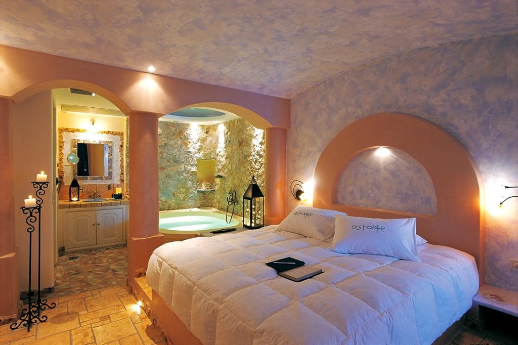 Room at Astarte Suites, SANTORINI