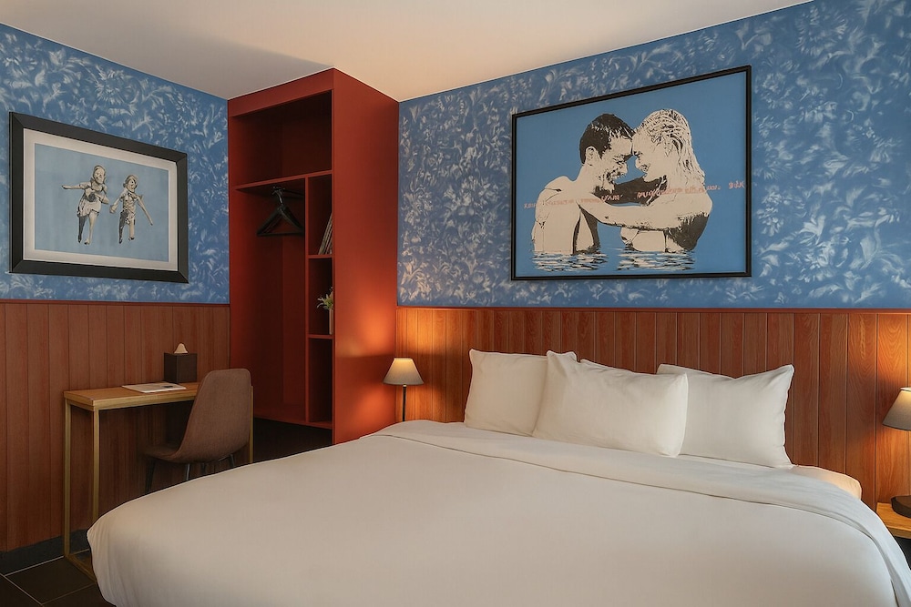The Walled off Hotel Paris 20/50