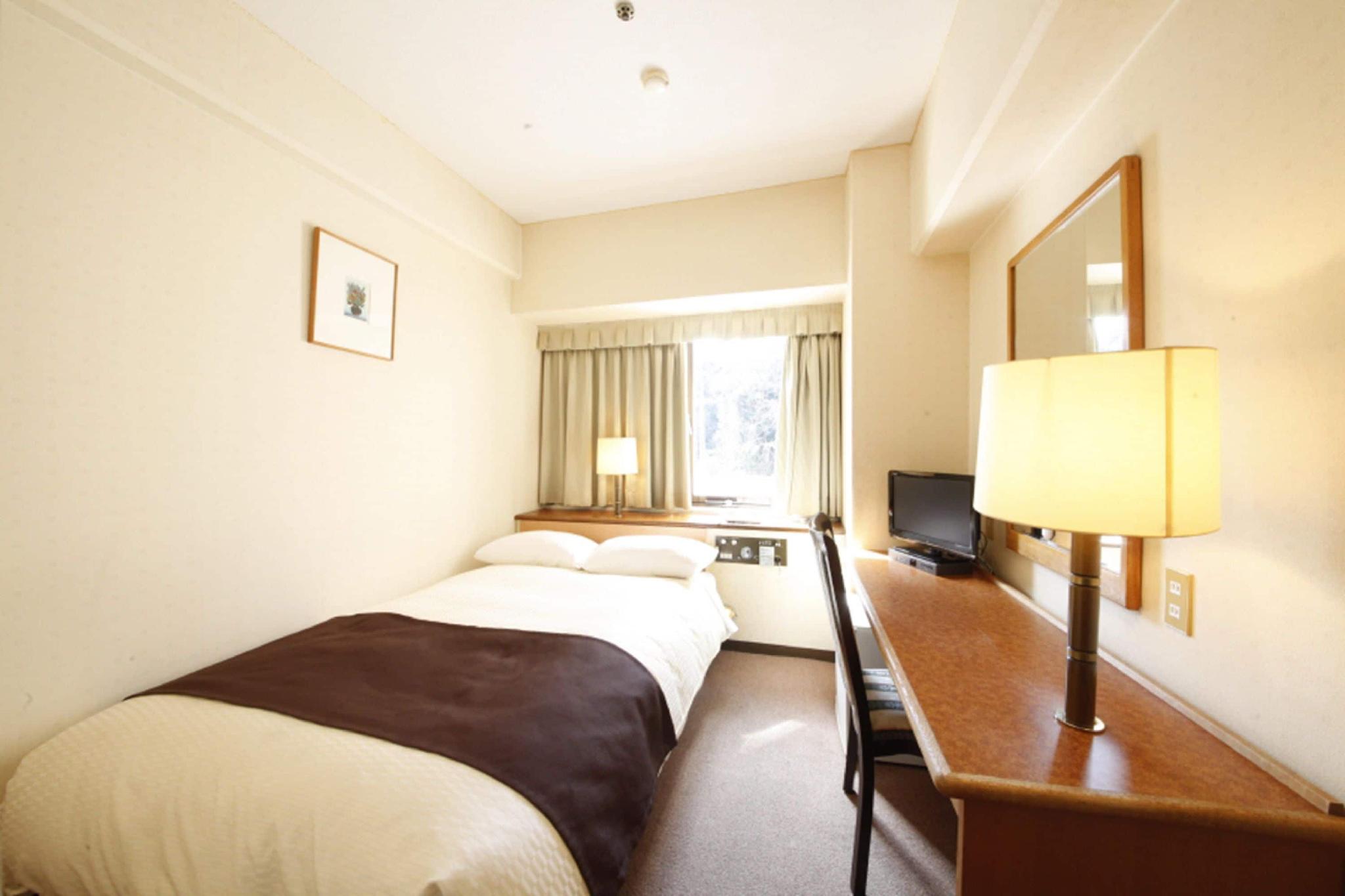 Semi Room, Single Bed, Semi Double Bed
