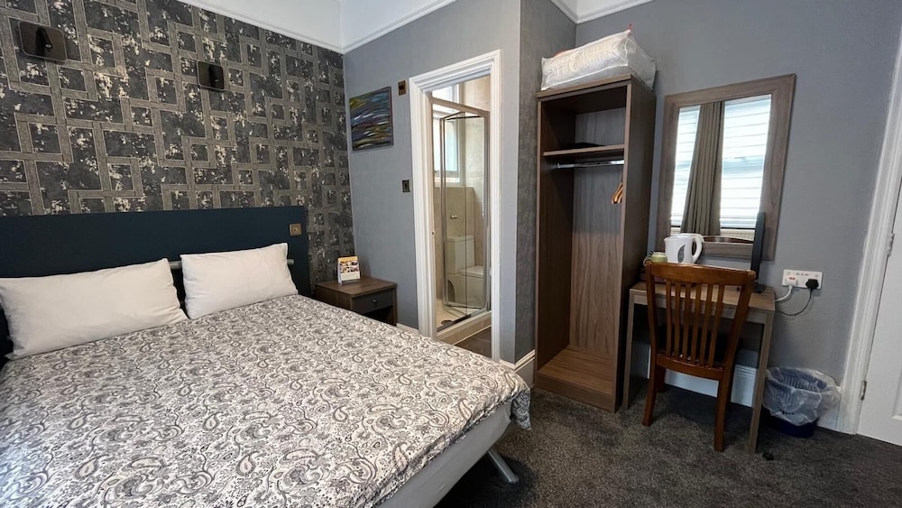 Charlotte Guest House 22/73