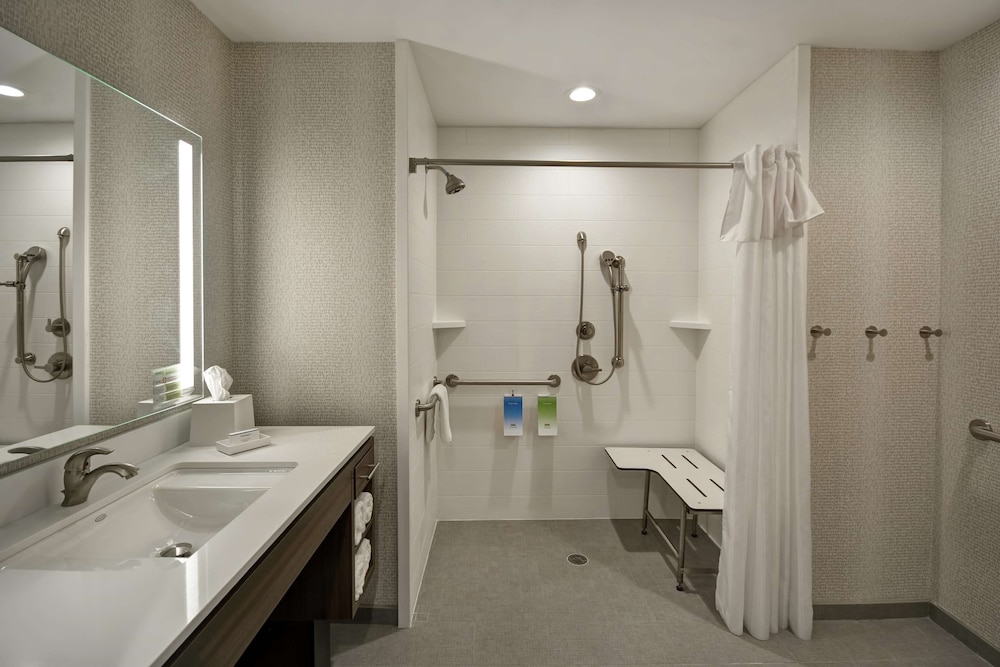 Home2 Suites by Hilton Houston Westchase 14/44