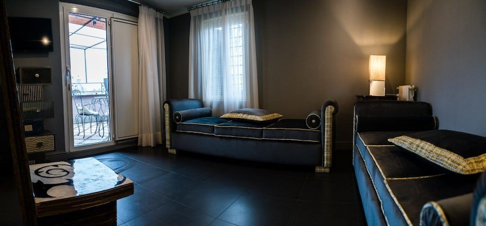 Antica Locanda 33/48