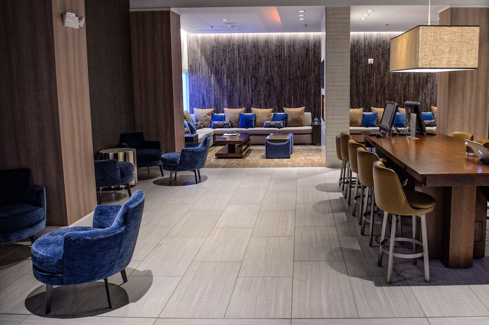 Crowne Plaza Dulles Airport 41/72